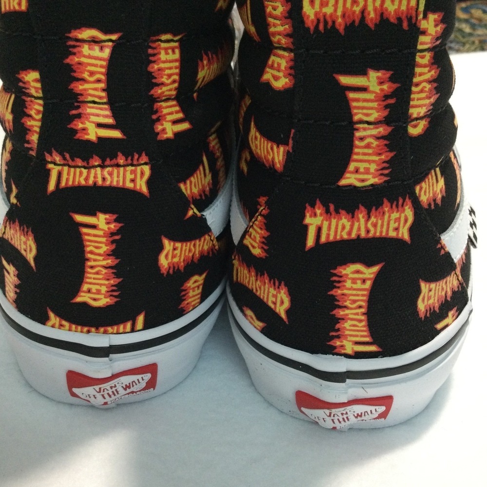 Vans Sk8-Hi Thrasher Magazine Flame Logo Black Skate Shoes Mens 12 VN0A5FCCBKA - Picture 5 of 8